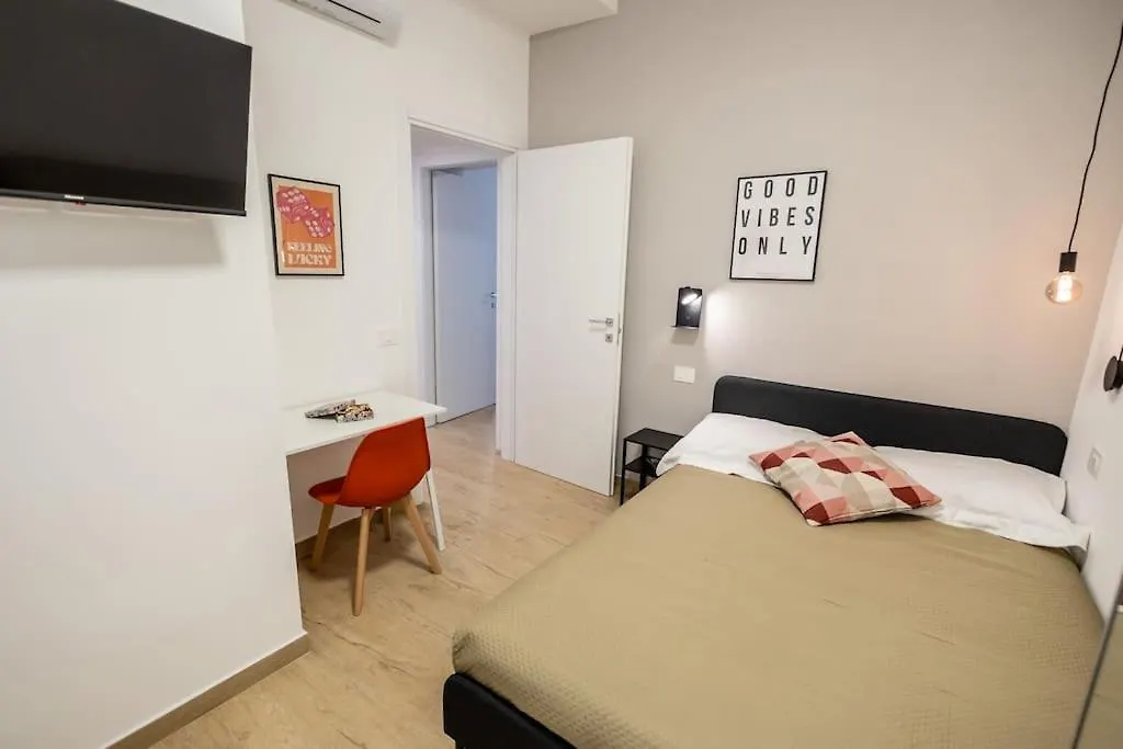 Re Di Roma Ela Apartment Italy